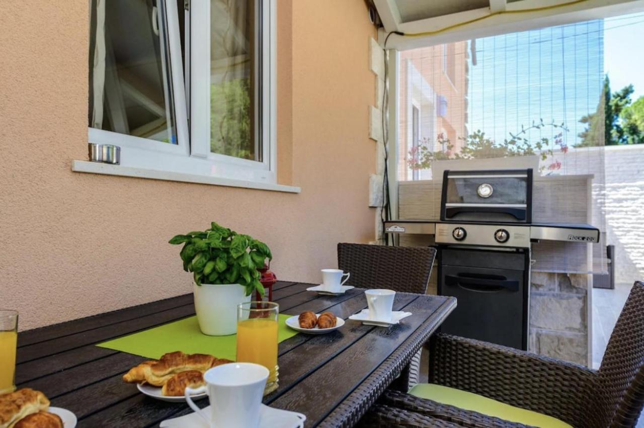 Luxury House Anita In Old Town Cavtat-beachfront *